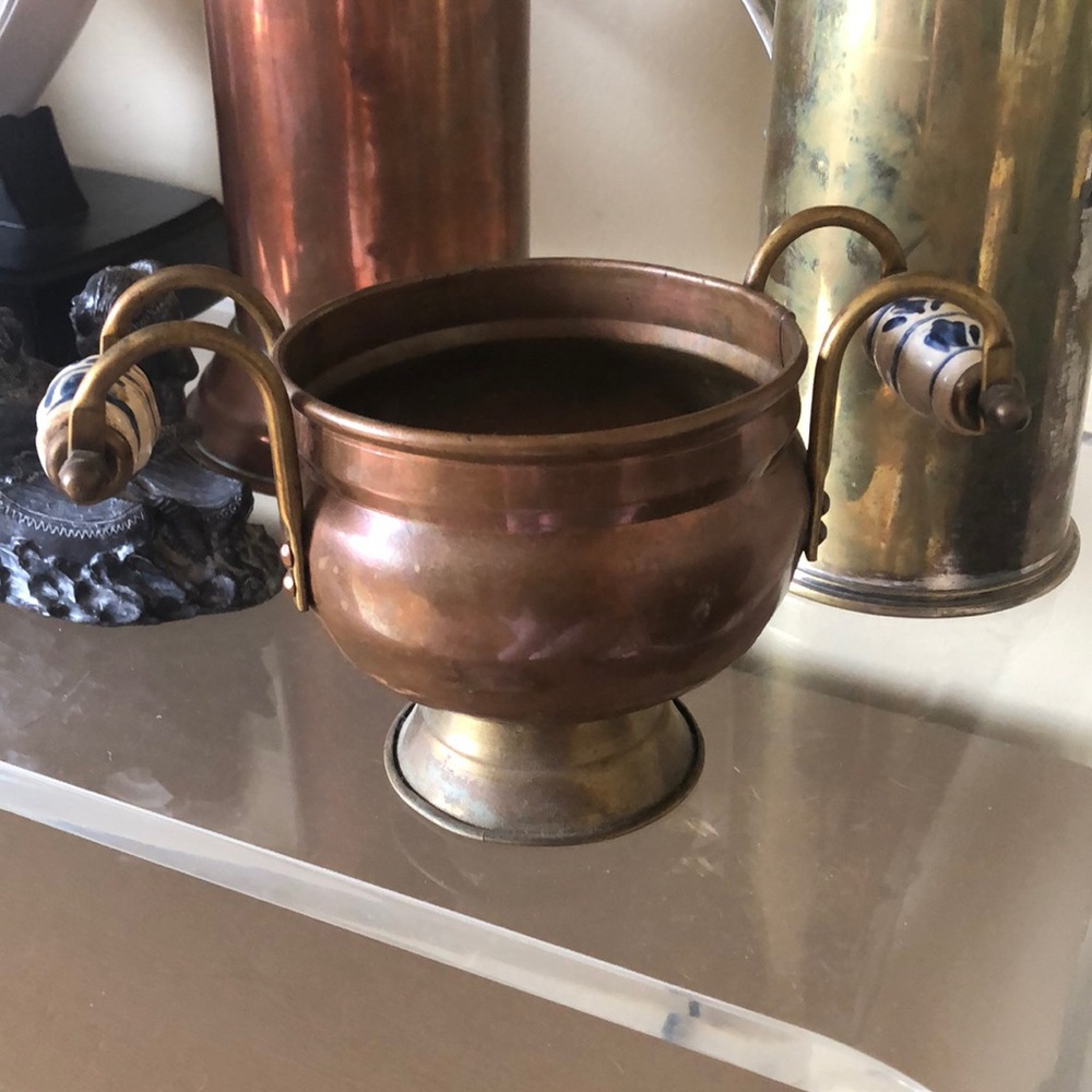 Copper with Delft handles